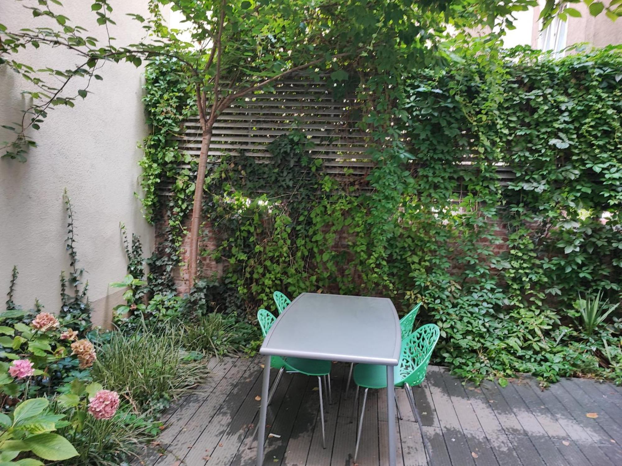 Central Vienna Apartment With Unique 40M2 City Garden & Self Check In Eksteriør billede